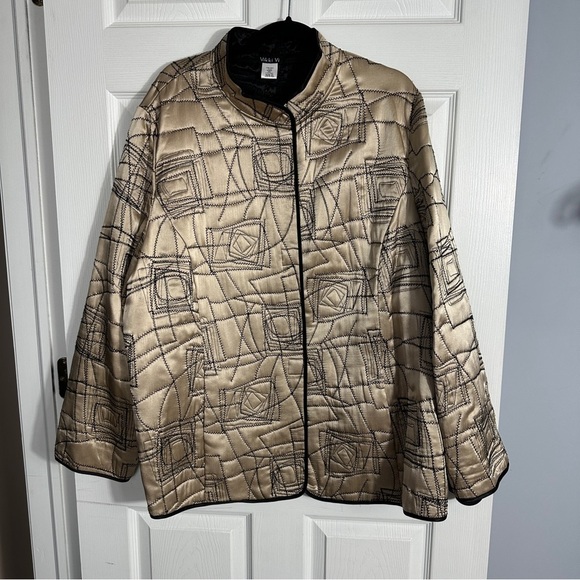 Vikki Vi size 2X‎ tan/black jacket, magnetic front closure, 100% silk shell - Picture 1 of 8
